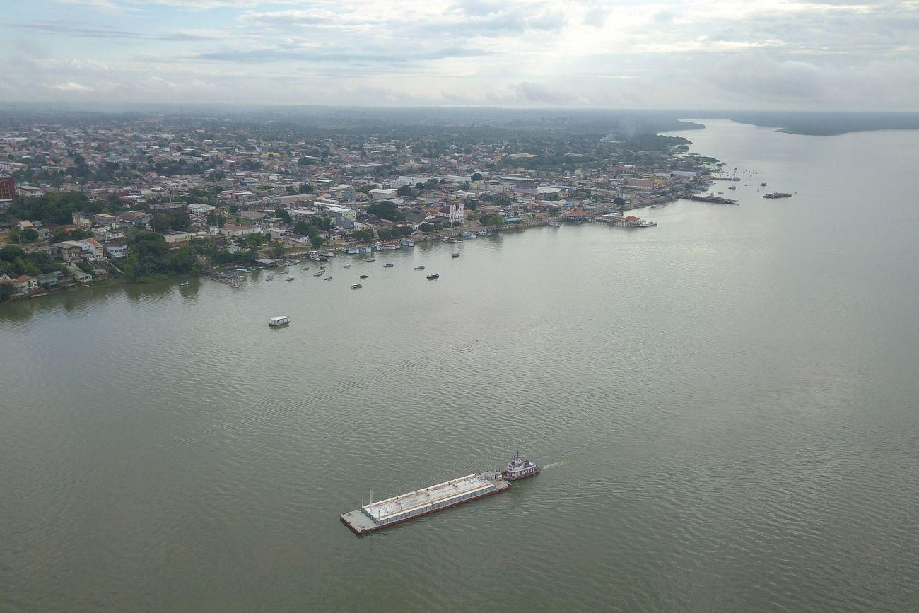 Cidade e Rio Tapajós